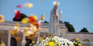 Les Vierges pélerines de Fatima, ou la joie d’accueillir Marie chez soi