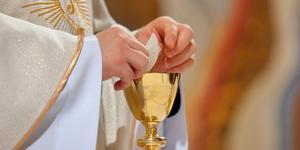 Ce que la mort du Pape change à la liturgie de la messe