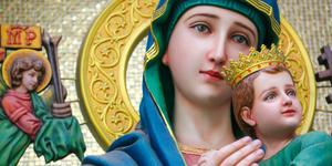 Benedict XVI’s beautiful words on Mary, Mother of the Church