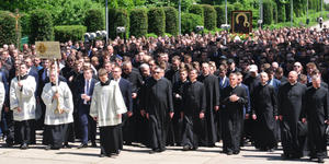 Impressive video: 1,400 seminarians on pilgrimage
