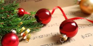 Father-daughter’s duet of the most uplifting Christmas carol