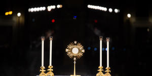 Eucharistic Jesus fills St. Peter’s Square