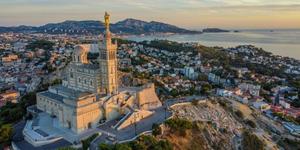 Les Français impatients d’accueillir le pape François à Marseille