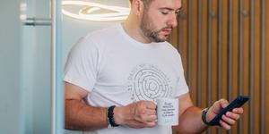 Razkrijem vam, kako sem “profitiral”, ker sem manj na telefonu