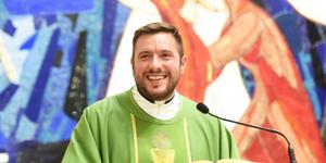 “Moj sin duhovnik? Jaz si želim, da bi imela vnučke ali da bi bil on direktor”