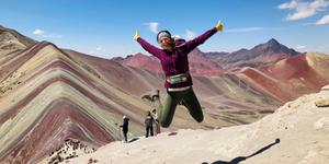 “Na potovanjih se učim, da hitenje in letenje čez življenje nima nobenega smisla”