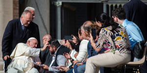 La división lleva a la pérdida de humanidad, advierte el Papa