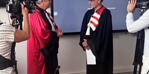 Zdravnik, ki je diplomiral pri 67 letih