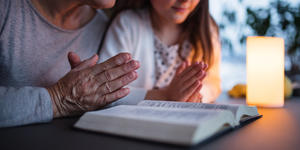 Oración para pedir que no haya violencia en las familias