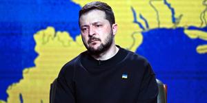 Zelensky talks with Pope Leo XIV and invites him to Ukraine