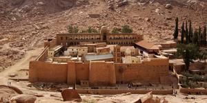 Ces monastères portent devant Dieu la prière du monde depuis plus de 1.000 ans