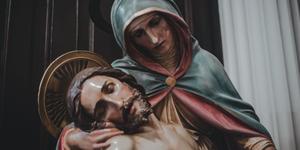 ¿Por qué celebramos a la Virgen de los Dolores dos veces?