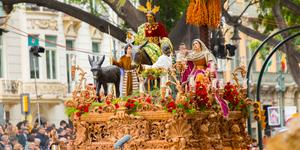 4 Interesting Palm Sunday traditions from around the world