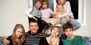 7 Great life skills gained from growing up in a large family