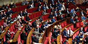 La dissolution n’est-elle qu’une farce ?