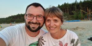 Po prevari in 13 letih ločenega življenja sta poskusila znova: “Dobro nama je skupaj”