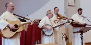 The Hillbilly Thomists gave us a song to dance to