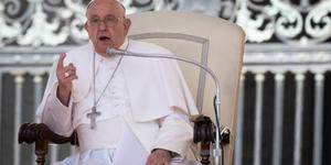 Unexpected request from Pope Francis: Read novels