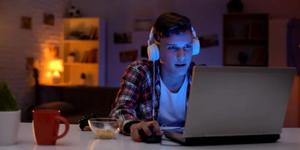 Jak chronić dzieci przed pornografią? Trzy podpowiedzi