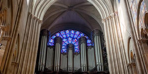 J-42 : Pourquoi l’orgue est-il le roi des instruments liturgiques ?