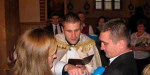 Renars: ser sacerdote donde no eres bienvenido, igual que Jesús