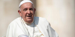 Eucharist is way to “rebel” against evil: Pope to International Eucharistic Congress