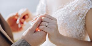 ¿Podrán pronto los laicos celebrar matrimonios y bautizos?