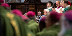 W Kościele wciąż trwa dyskusja o synodalności. Głos zabierają kardynał Burke i biskup Mutsaerts