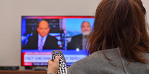 Comment refuser la mise en spectacle de l’actualité ?