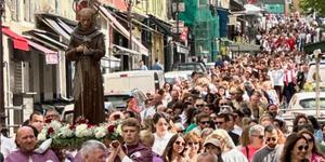 Les mérites de la “religiosité populaire”