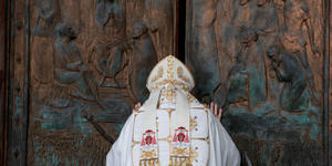 American cardinal opens last of Rome’s Holy Doors (Photos)