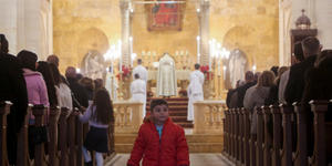 Syrian Christians must stay and rebuild, nuncio urges