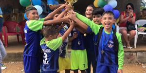 Futbolistas de Dios: “Perdíamos 15-0 y salíamos del futbol felices”