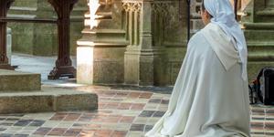 Annual survey: Traditional family biggest boon to vocations
