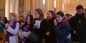 Survey: Social media had impact on record number of French catechumens