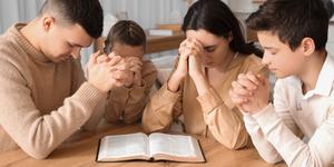 Cómo crear un hogar como Iglesia doméstica y aumentar la fe