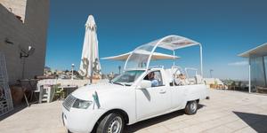 Une papamobile pour Gaza, l’un des derniers gestes du pape François
