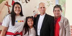 Mildred, a afilhada peruana de Papa Leão XIV conta sua história
