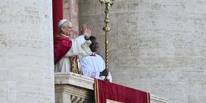 Filho de Santo Agostinho, paz no mundo, agradecimento a Francisco e a invocação a Maria de Pompei