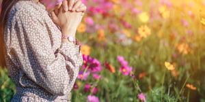 Cómo incorporar momentos de oración en una rutina ocupada
