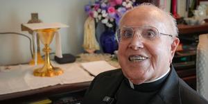 Meet the 100-year-old priest who still says daily Mass