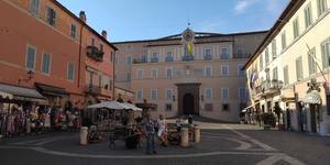 Los habitantes de Castel Gandolfo y los Papas, un “vínculo familiar y afectivo”