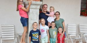 Šest otrok, argentinski čaj in mirno življenje na vasi