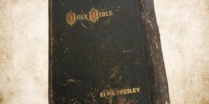Elvis Presley zostawił w Biblii osobiste modlitwy. Zobacz, co napisał