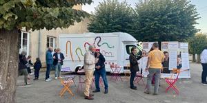 Un tour de France en van pour soutenir les petites écoles catholiques