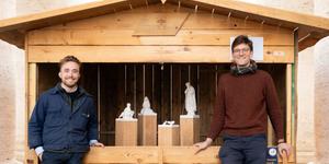 À Rome, deux jeunes sculpteurs français exposent leur crèche à l’ombre du Bernin