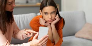 Contrôle parental : combien de temps d’écran pour un adolescent ?