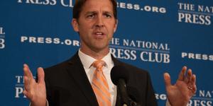 Dying senator: Being called “dad” beats “senator” every time
