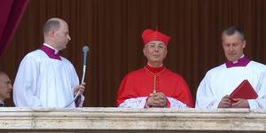 “¡Habemus papam!”: Un año después, el cardenal Mamberti relata el día en que anunció la elección de León XIV