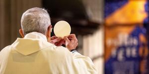 Rodzina Codziennej Eucharystii. Msza Święta jest centrum ich życia [galeria]